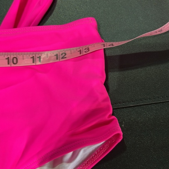 Sporlike High Waisted,V-cut gold trim ruffle top, tie knot/bow bottoms,padded - Picture 9 of 14